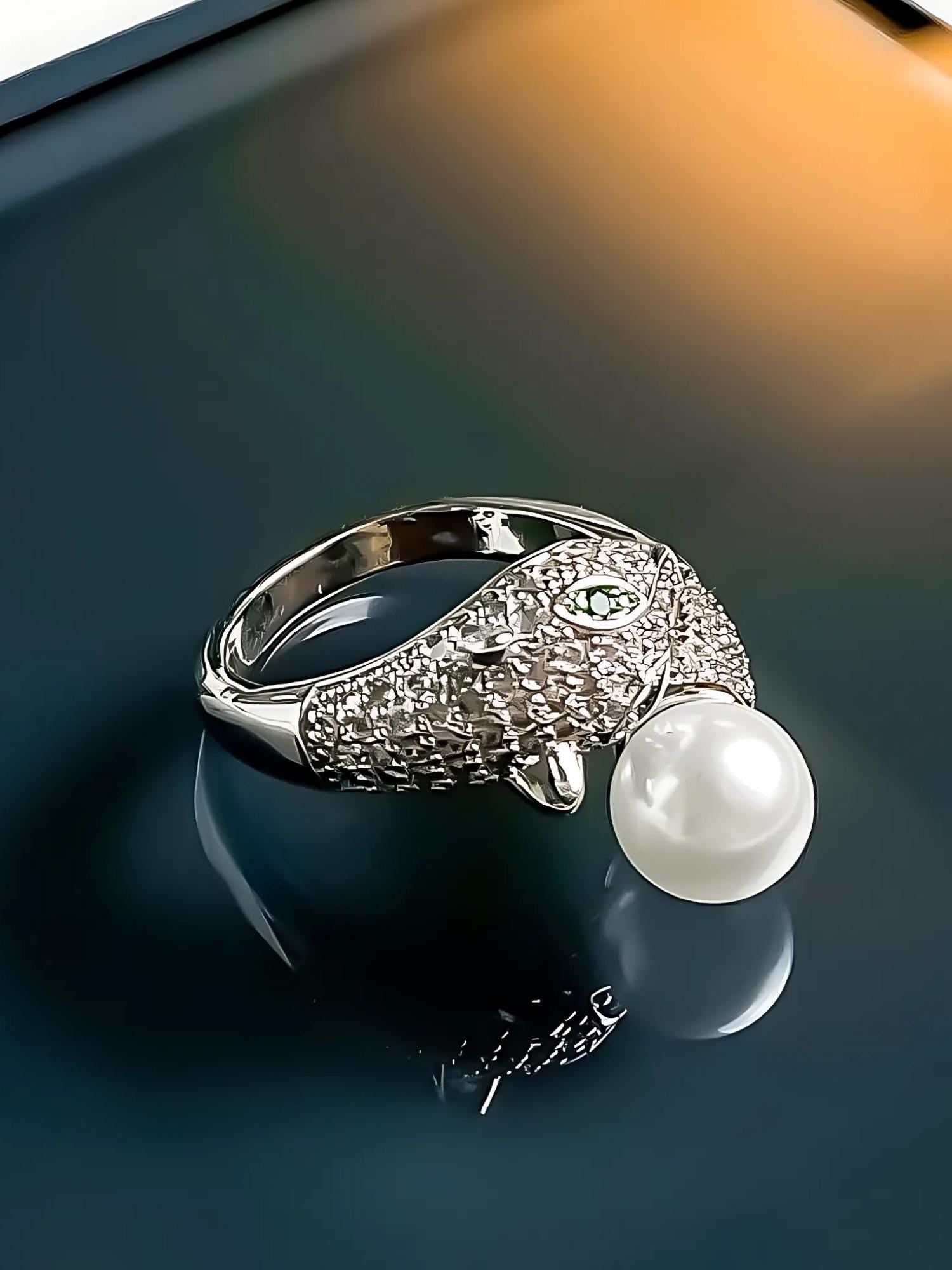 Panther Pearl Ring