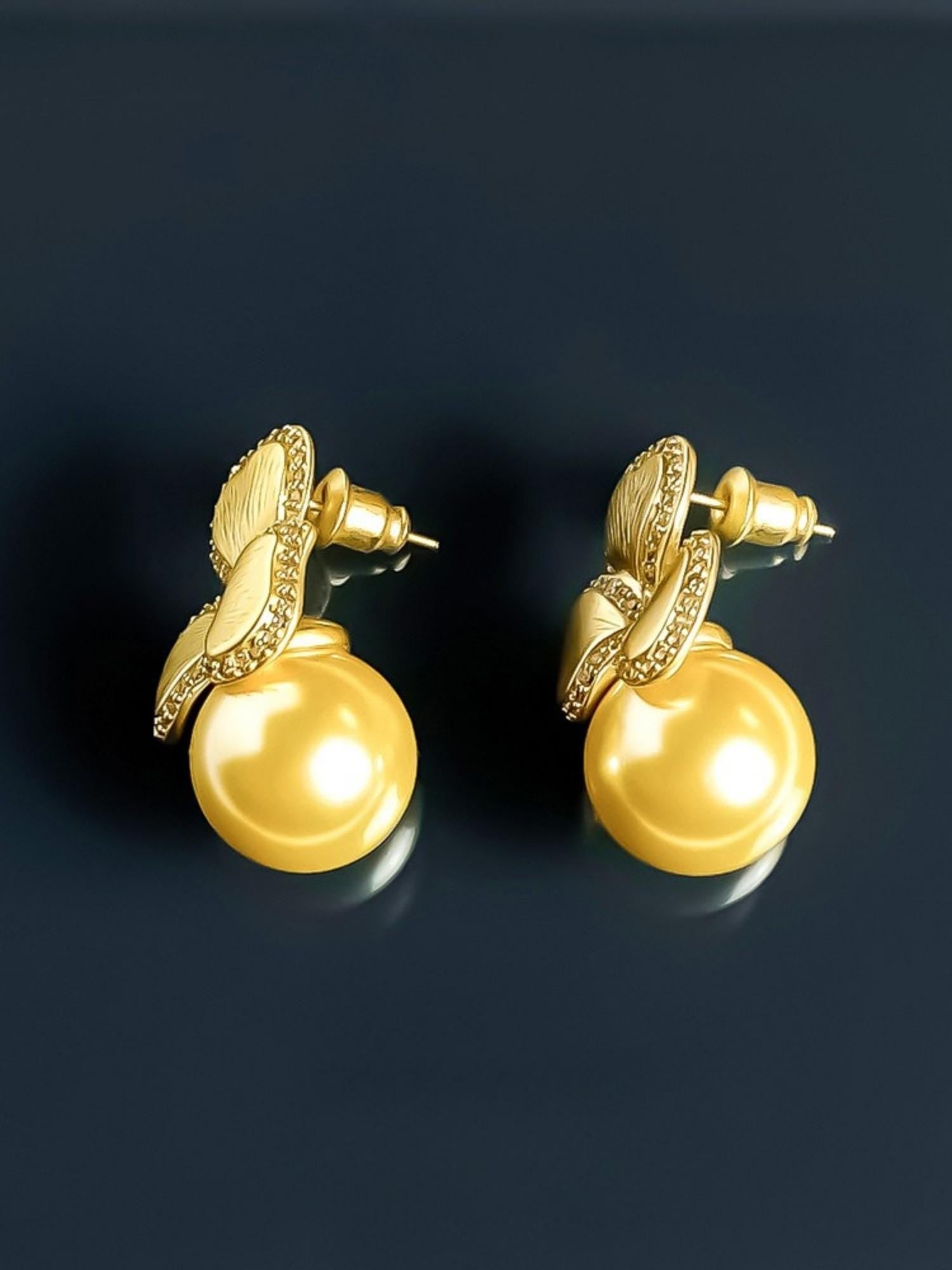 Golden Pearl Earrings
