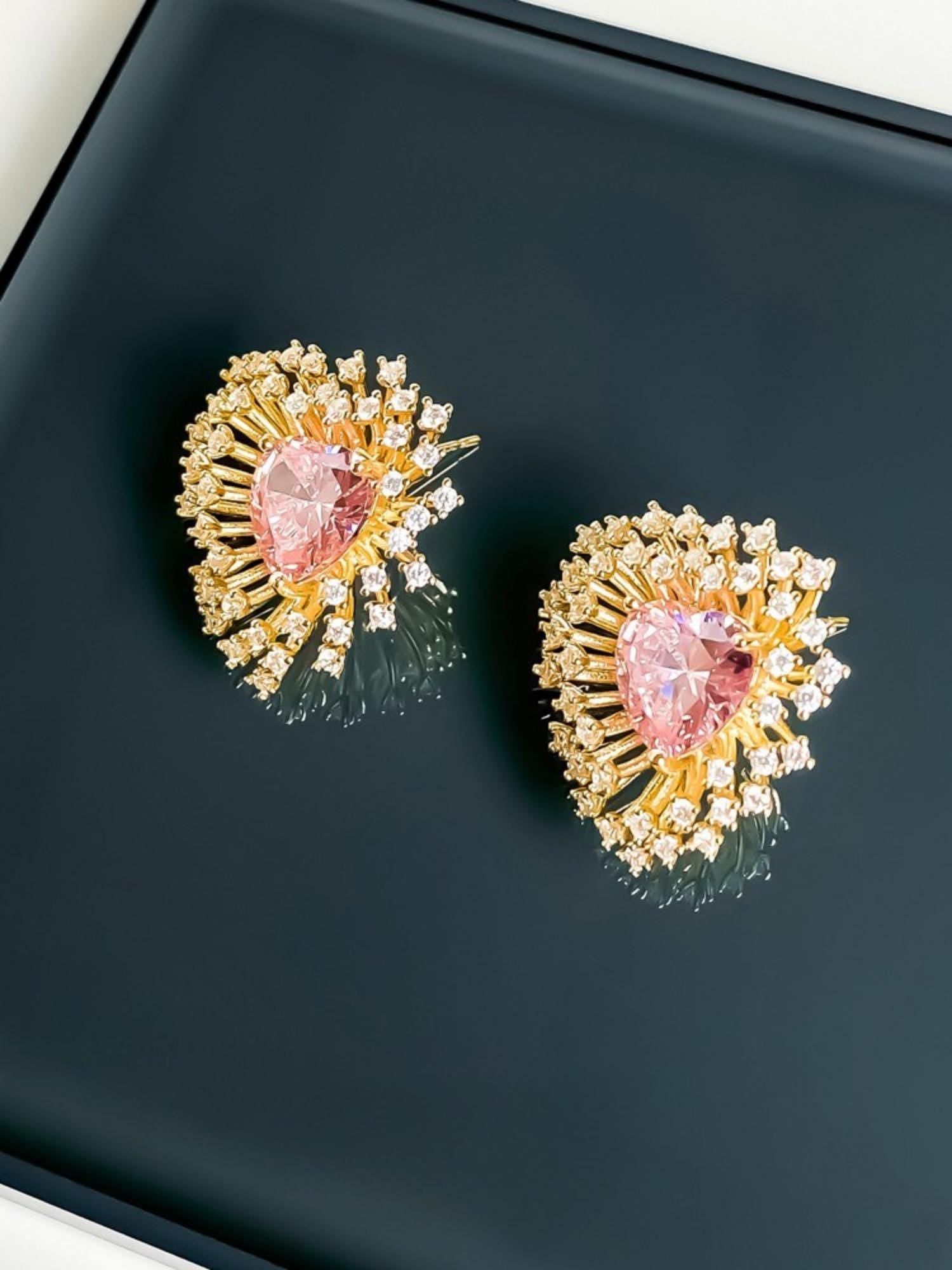 Golden Penda Earrings