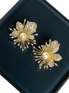 Bloomburst Pearl Earrings