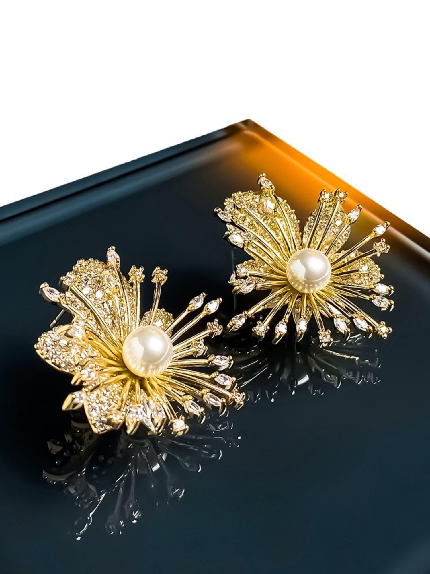 Bloomburst Pearl Earrings