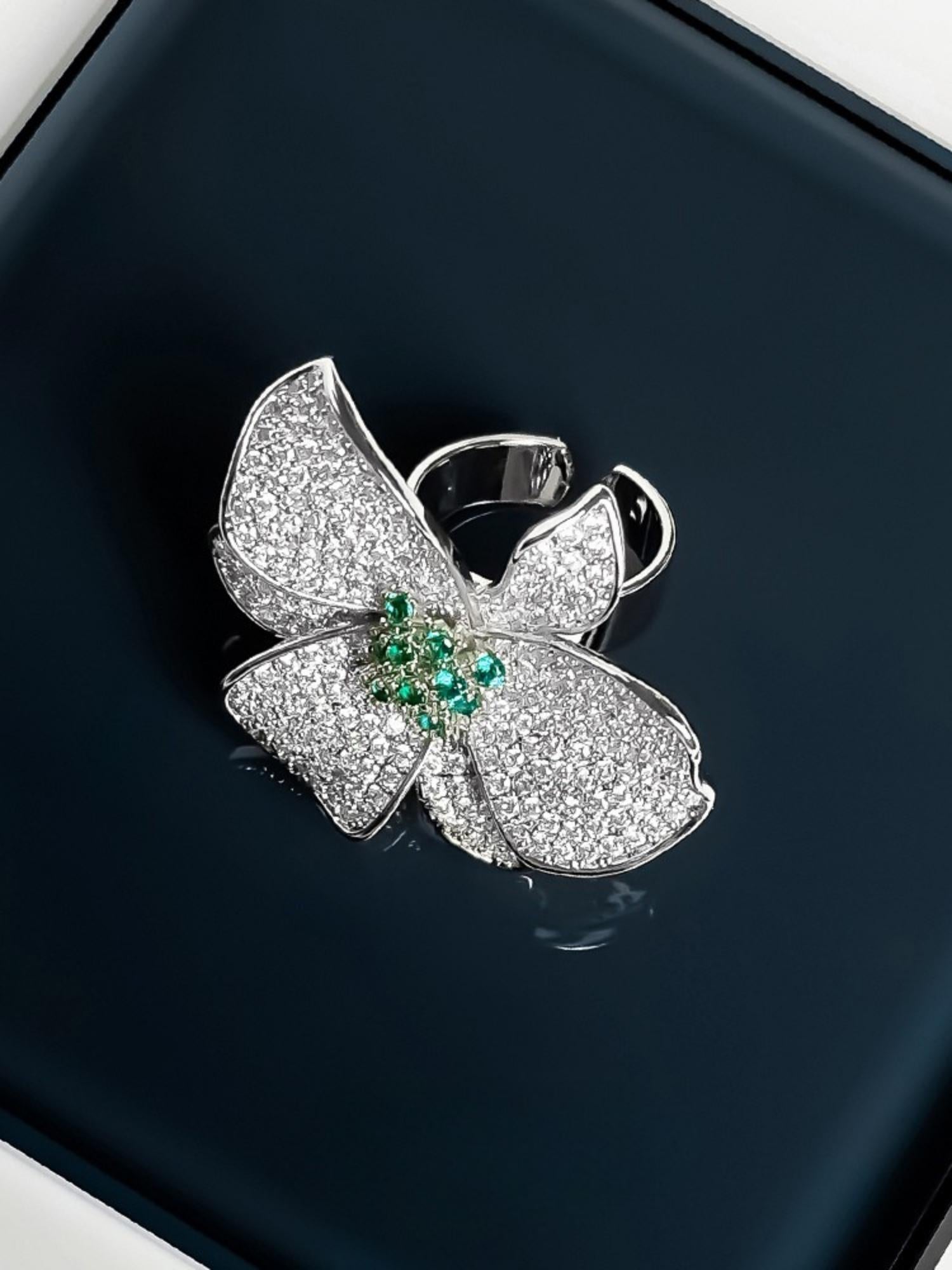 Bloom Crystal Pavé Ring