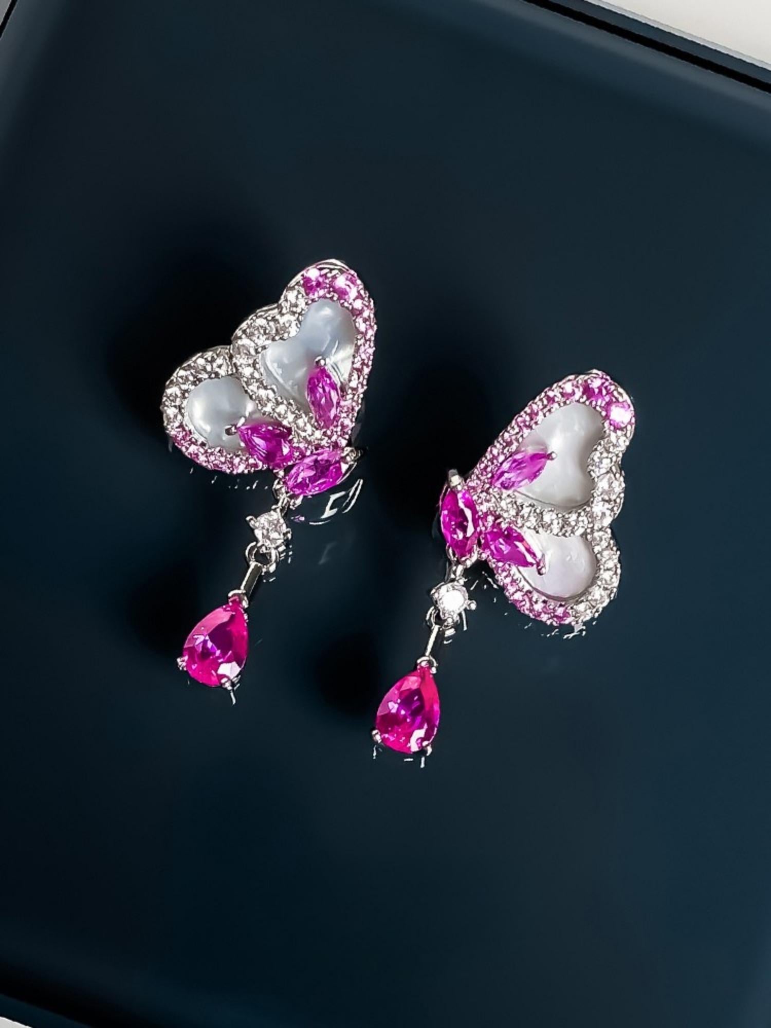 Royale Papillon Earrings