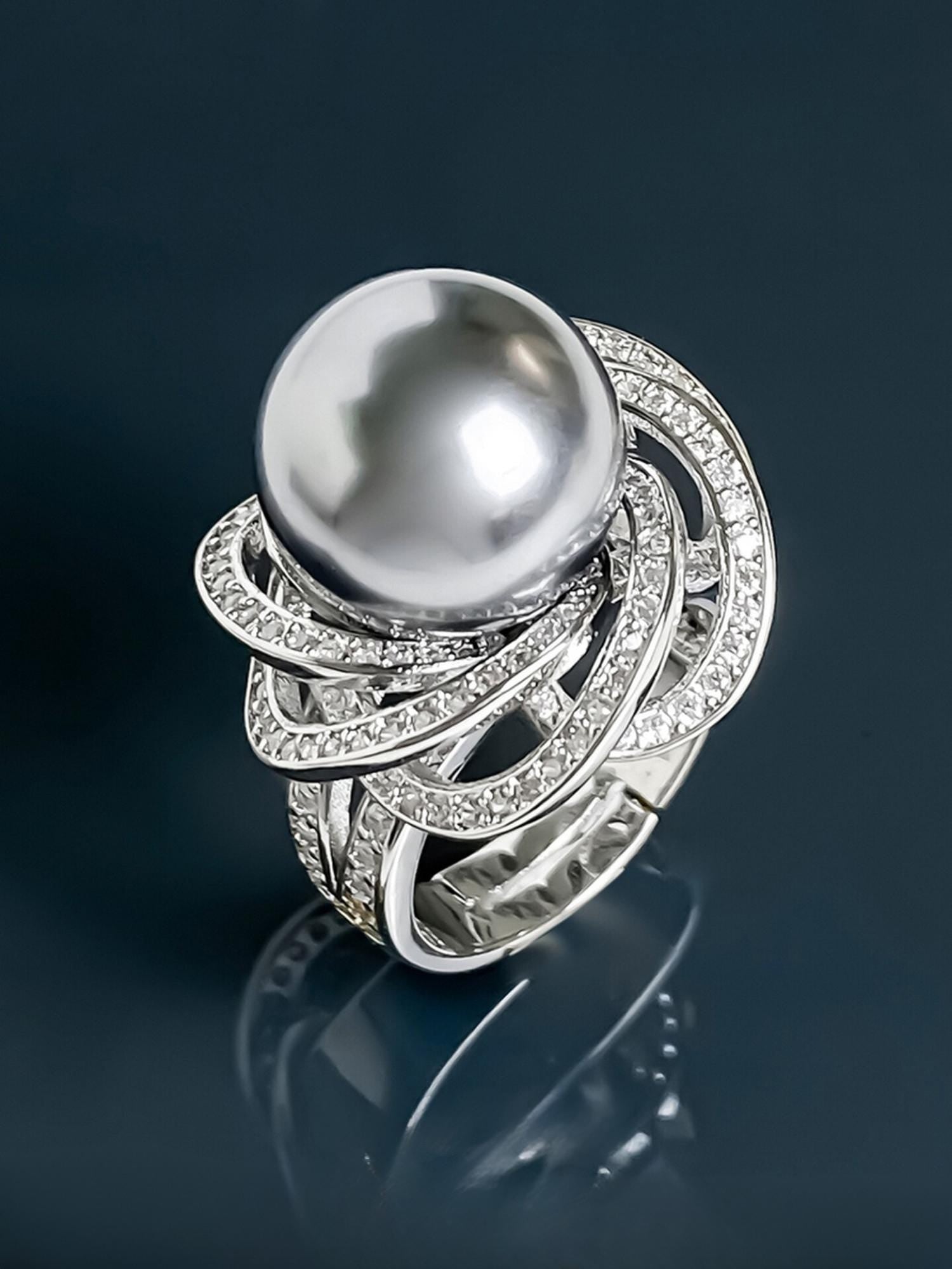Pearl Pavé Swirl Ring