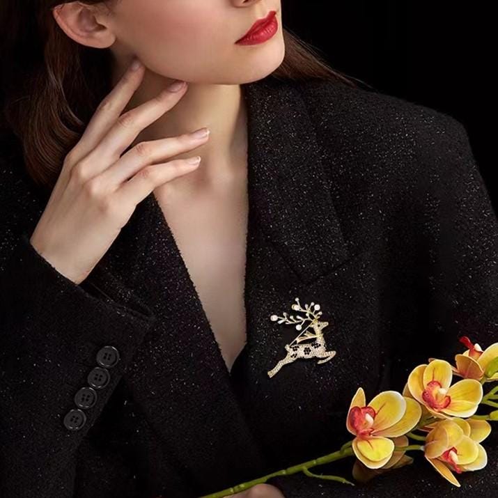 Golden Rudolph Brooch