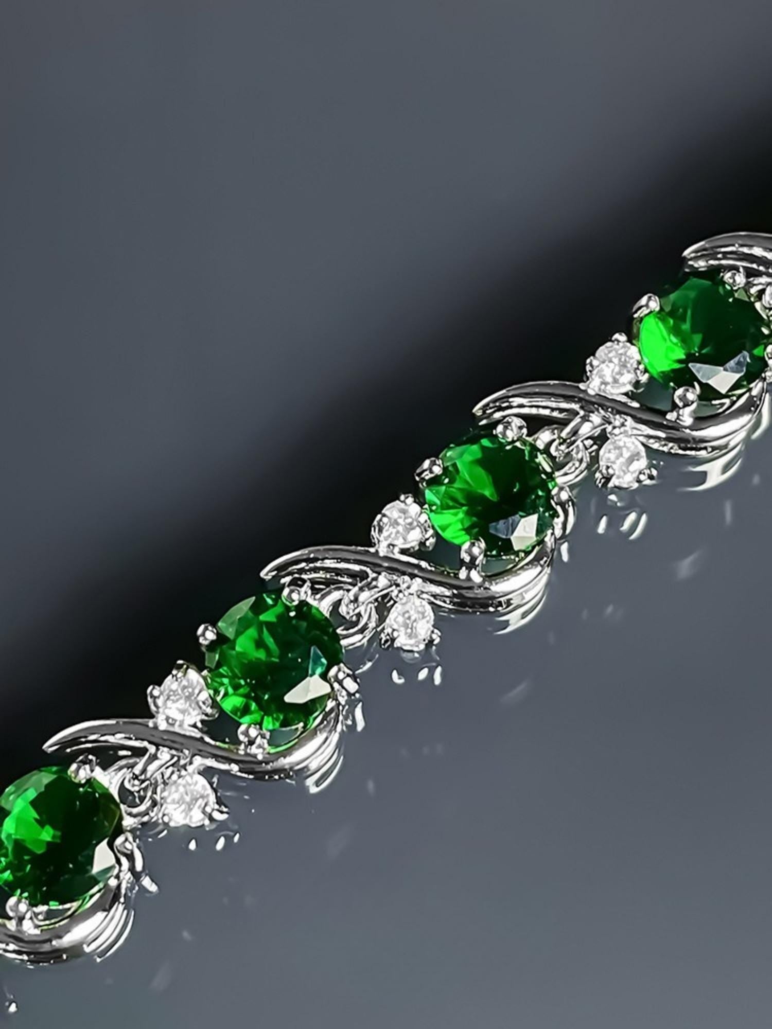 Emerald Laurel Bracelet